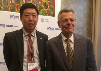 Scholes on Black-Scholes-CFA协会亚太区金融分析研究总监曹实与