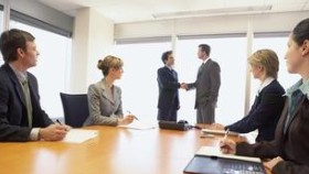 <b>CFA考试材料政策</b>