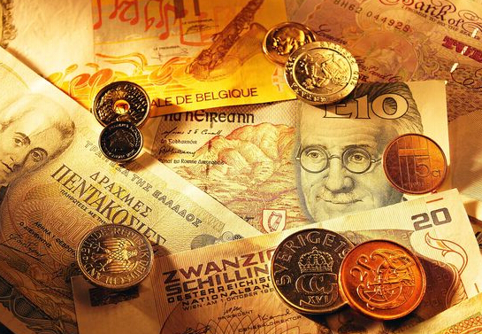 <b>基金经理缺口不断扩大 多家基金公司抢夺人才</b>