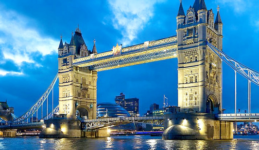 100(FTSE 100)成分股公司过去10年薪酬的分析：“英国CEO薪酬与业