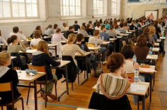 CFA美女学霸：CFA考试在大学就已经准备