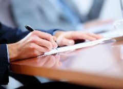 2018年CFA报名用什么护照?